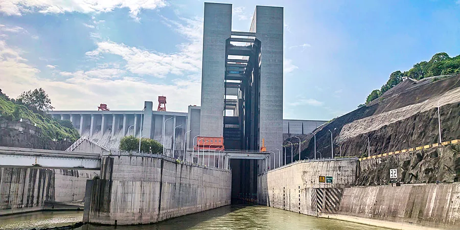 The Ship Lift of Three Gorges  Dam