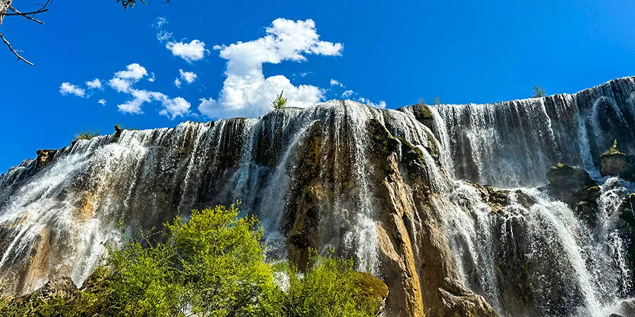 The Waterfall in Taoyuan Xiangu