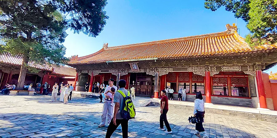 Supreme Harmony Hall Courtyard