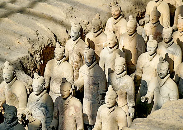Terracotta Warriors Protected by Partition Walls