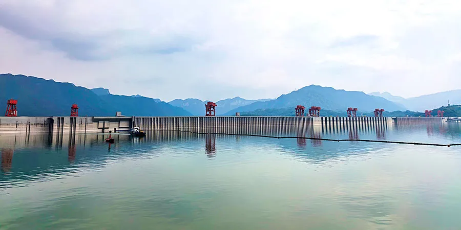 Three Gorges Dam on Overcast Days in Winter