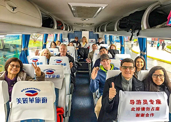 Tourist Bus to Mutianyu Great Wall