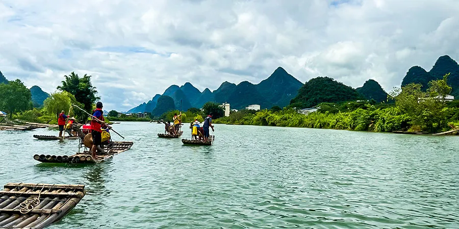 Vivid Scenery of Yangshuo in October