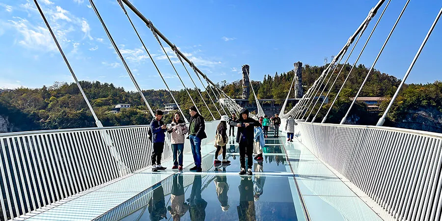 Sunny and Less Crowded Zhangjiajie in Winter