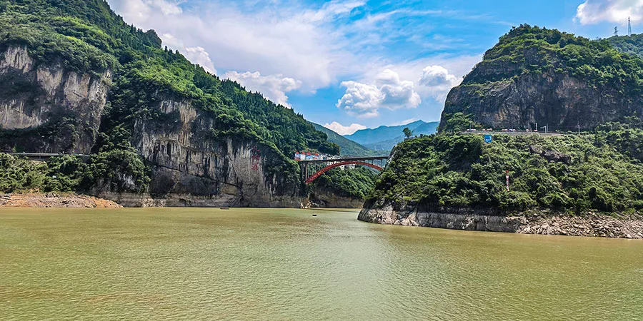 Xiling Gorge in Yichang