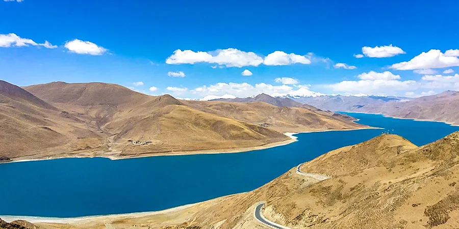 Yamdrok Yumtso Lake, Tibet