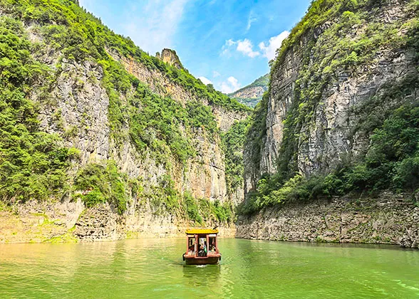 Yangtze River Yichang Section in Spring