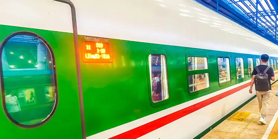 Zhangjiajie Bullet Train