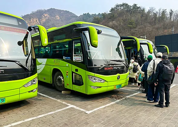 Bus to Badaling