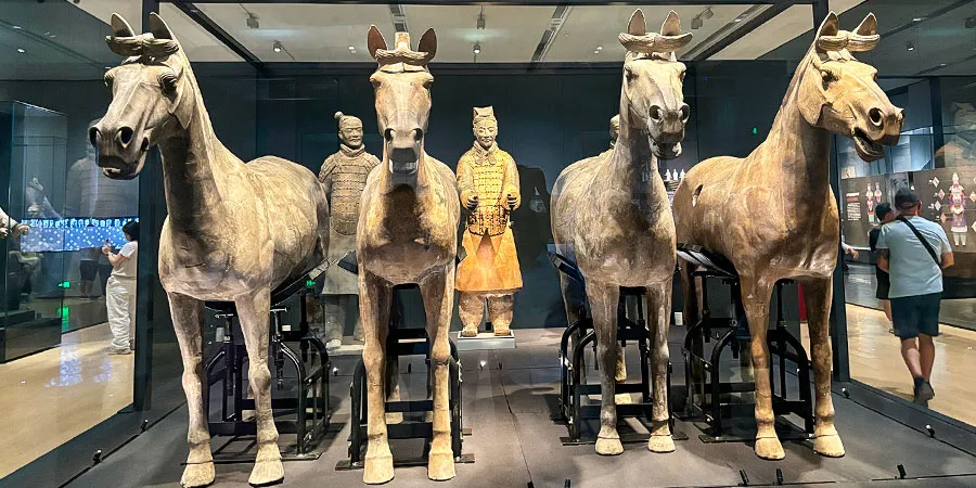Chariot Warrior with Terracotta Horses