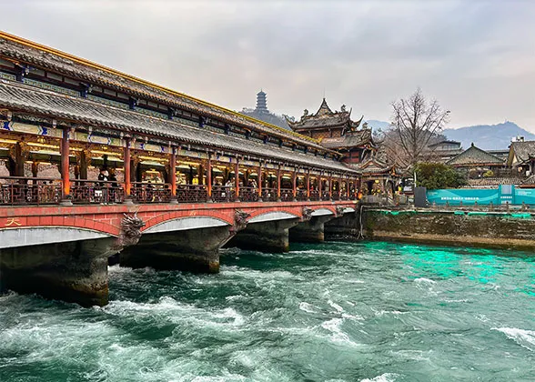 Flowing Rivers in Dujiangyan