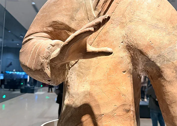 Hand of Standing Archer