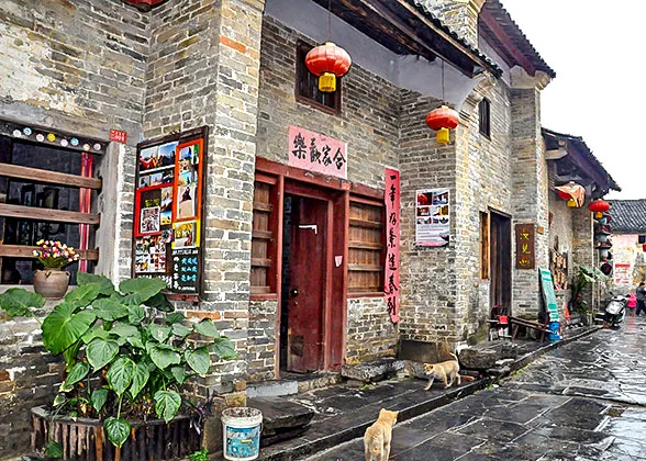 A Rainy Day in Huangyao Ancient Town