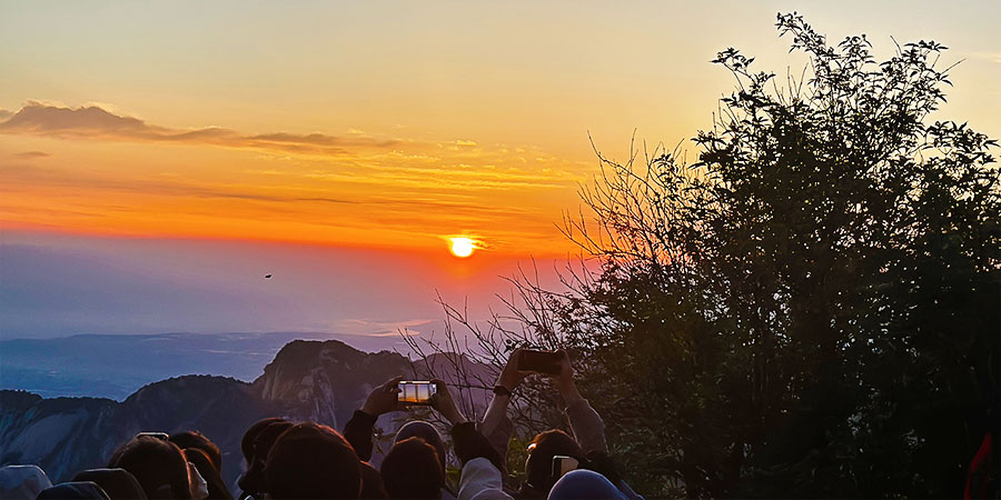 Stunning Sunrise above Mt. Huashan