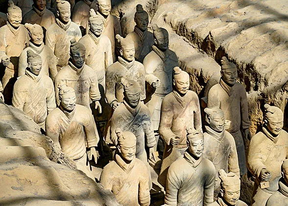 Life-like Infantry Figures Lightly Armored