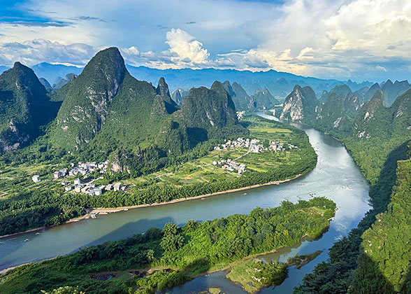 Stunning View in Xianggong Mountain