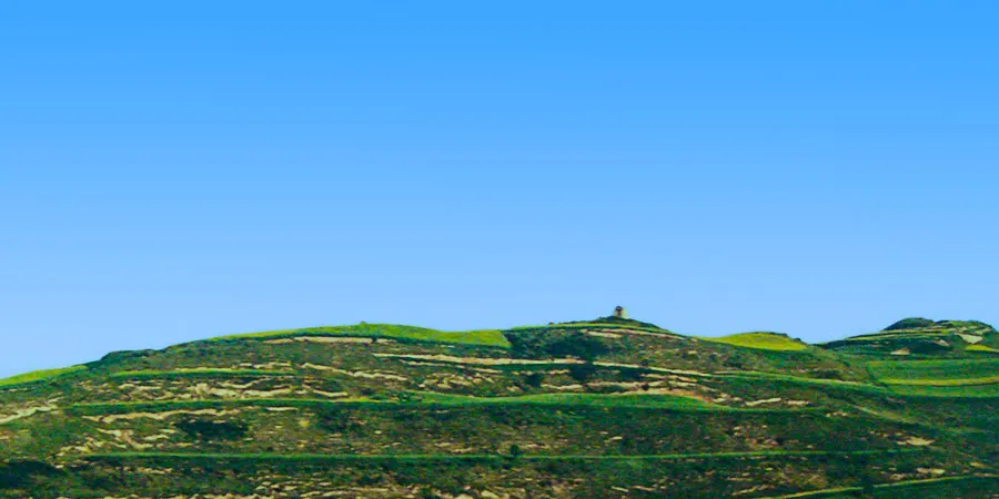 Qing Dynasty beacon tower ruins