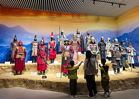 Sculptures of the Great Wall Defenders