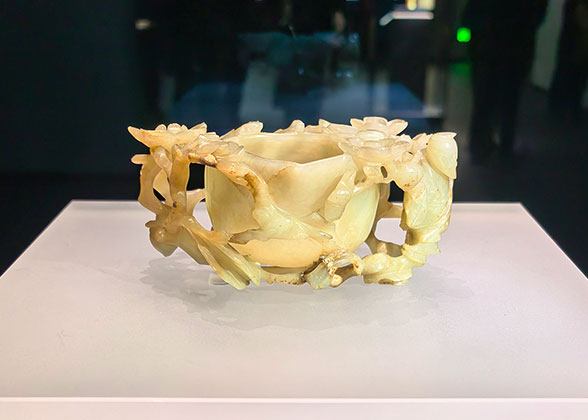 Jade Cup in Ming Dynasty