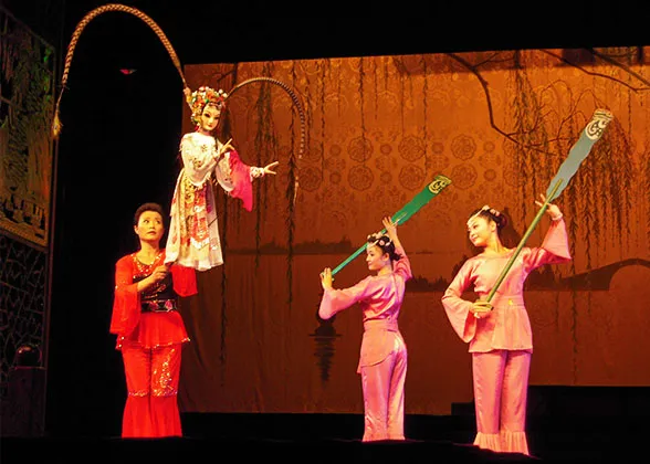 Sichuan Opera Performance