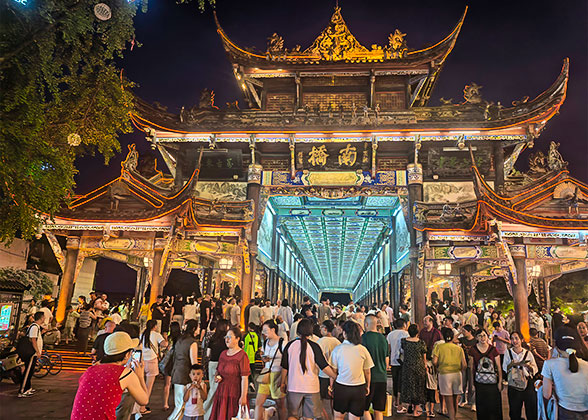 Night View at South Bridge