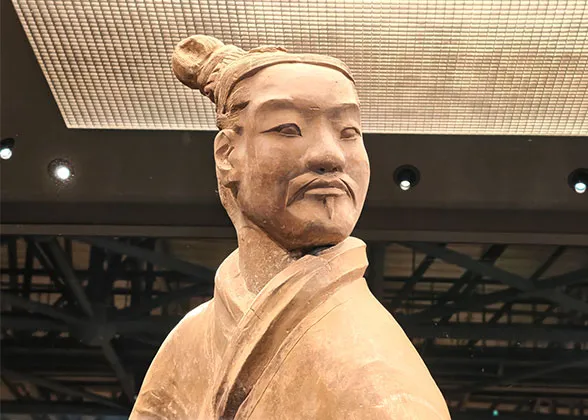 Facial Details of Standing Archer