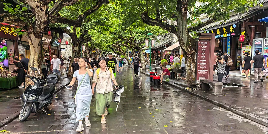Street after the Rain in Chengdu
