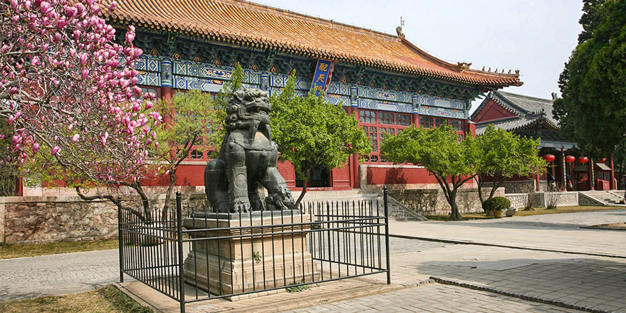 Dai Temple, the Taoist Temple under Taishan Mountain