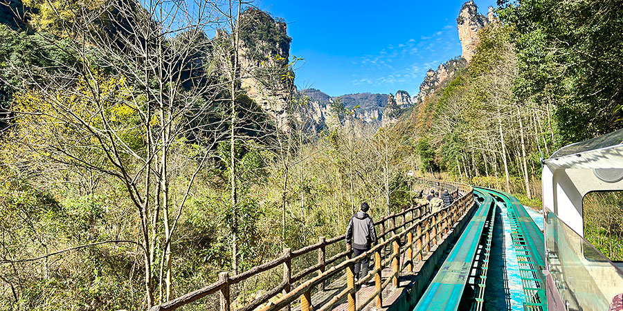 Hike through Ten Miles Gallery