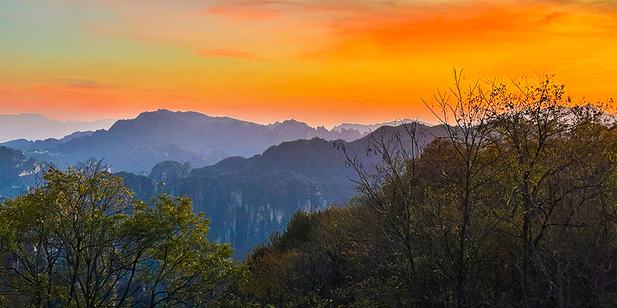 Spectacular Sunset at Tianzi Mountain