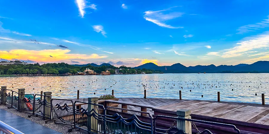 Dawn in East Lake in Wuhan