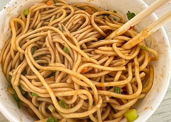 Hot Dry Noodle - Wuhan's Specialty