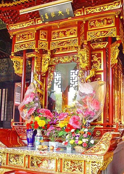 Wuhan Guiyuan Temple