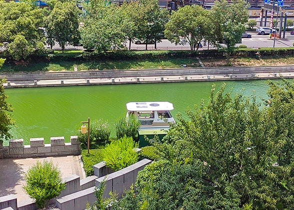 Boat Cruise on City Wall Moat