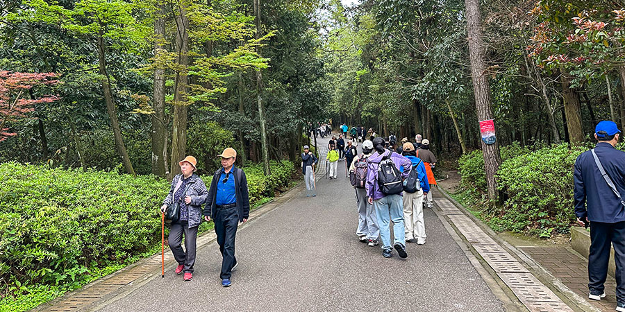 Long Slope to Natural Great Wall