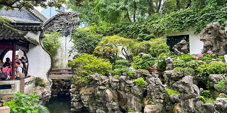 Yu Garden with Lush View in Spring