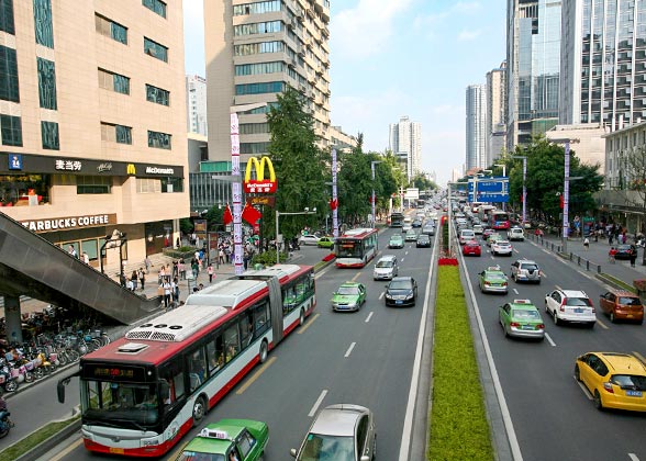 Buses and Taxis on Chengdu's Street Buses and Taxis on Chengdu's Street