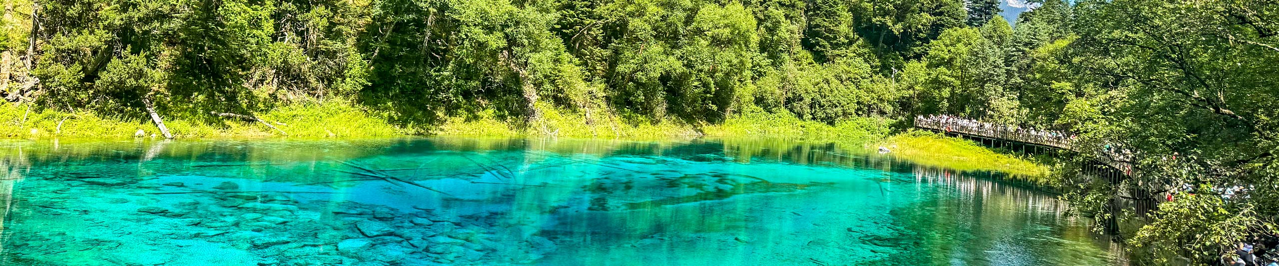Five Color Pool in Jiuzhaigou