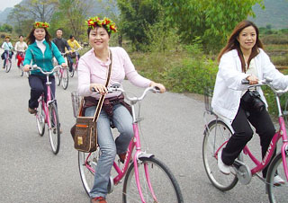 Our Staff Cycle in Yangshuo