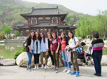 Huaqing Hot Springs