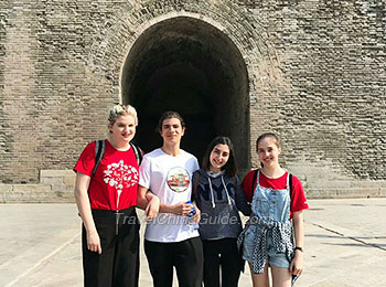 Students Tour Group in Xi'an