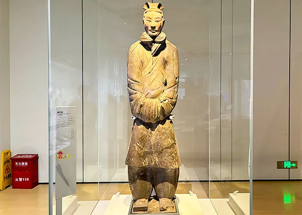 Calm Civil Official Figure