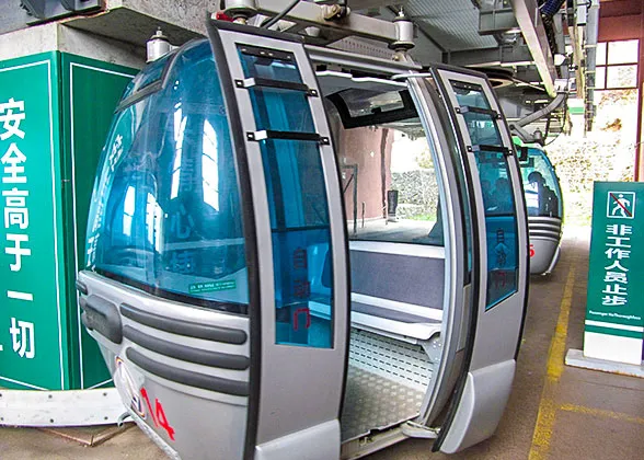 Cable Car to Golden Summit