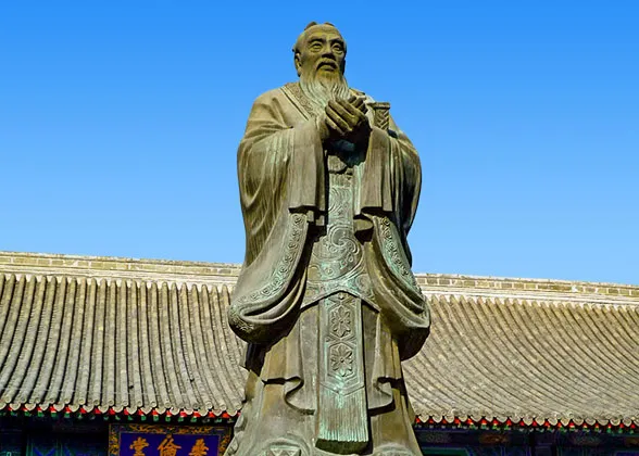Statue of Confucius