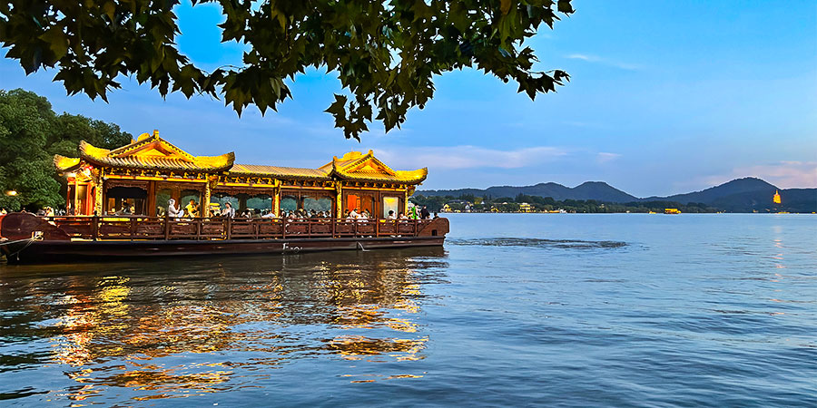 Tai Lake Cruise Tai Lake Cruise