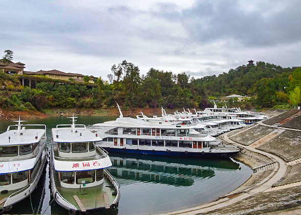 Thousand Islets Lake Cruise Thousand Islets Lake Cruise
