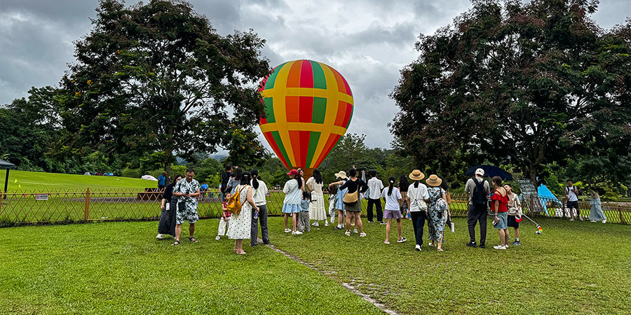 Hot Air Ballon in Xishuangbanna Hot Air Ballon in Xishuangbanna