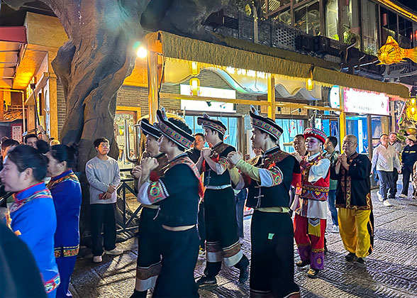 Parade at 72 Wonder Tower Parade at 72 Wonder Tower