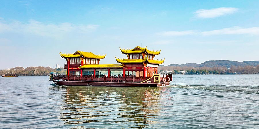 Sightseeing Boat on West Lake Sightseeing Boat on West Lake